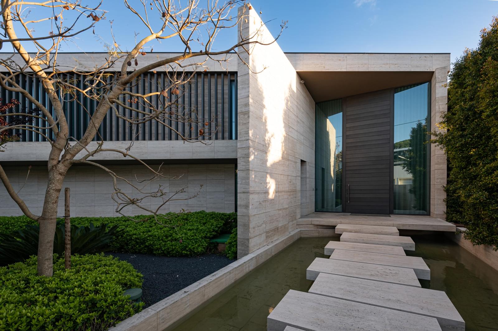 6 Bedroom Villa/Townhouse's Image 33