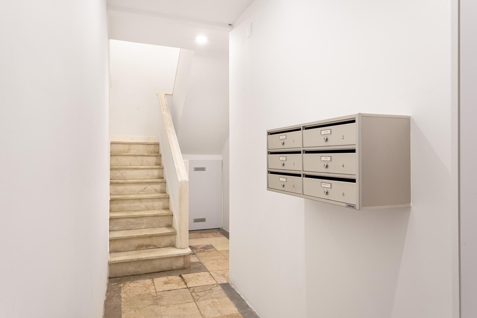 Apartamento T0 com vista, São Bento, Lisboa - Imagem 18