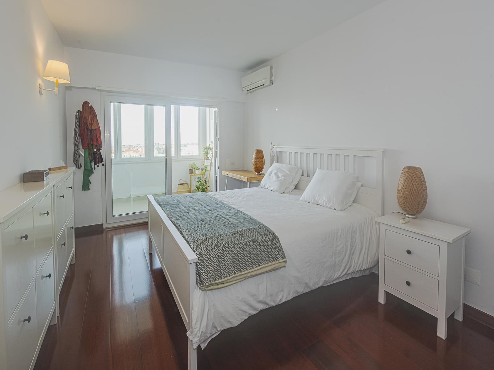 Apartamento T3 com piscina, Cascais - Imagem 11