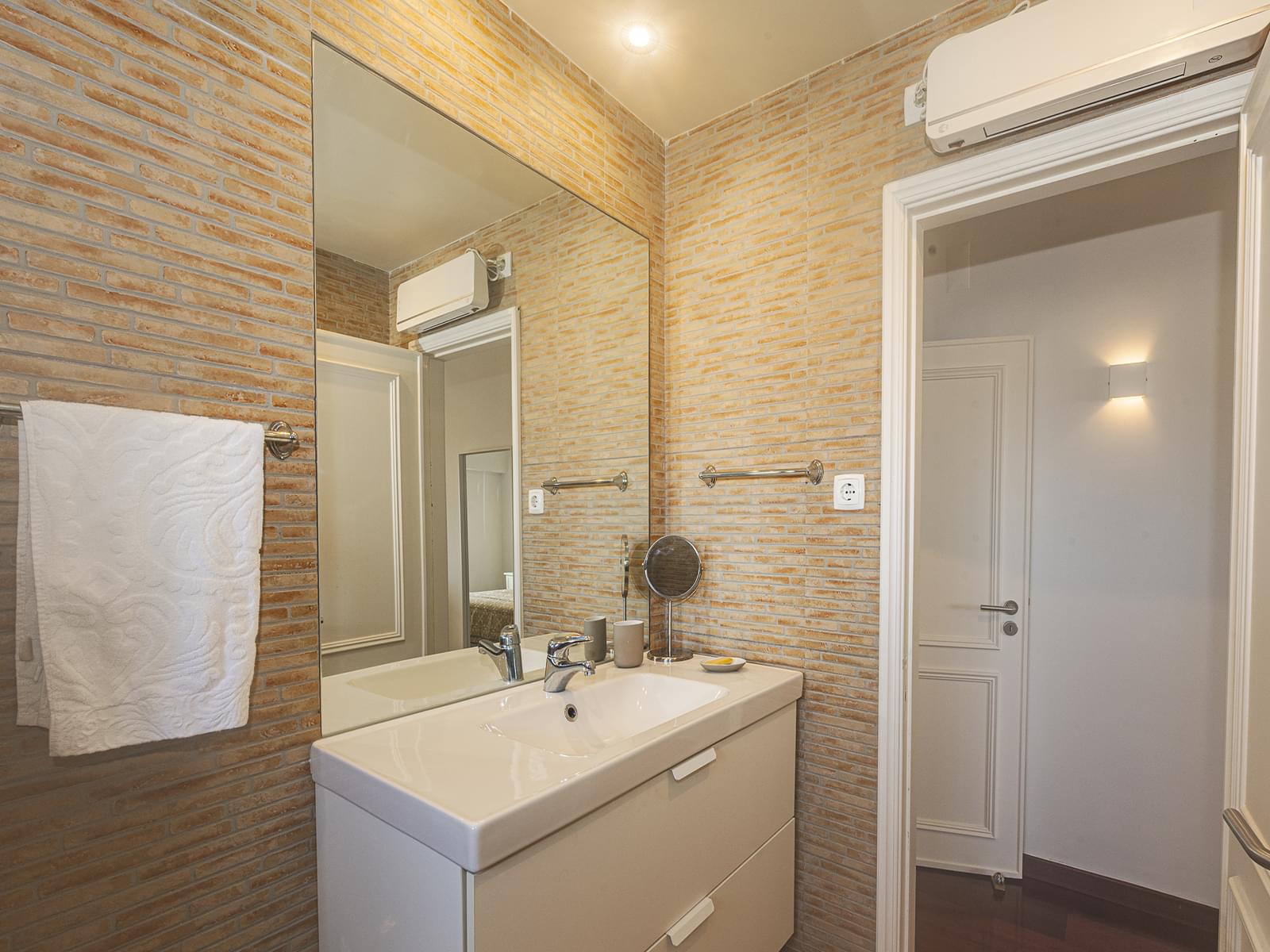 Apartamento T3 com piscina, Cascais - Imagem 17