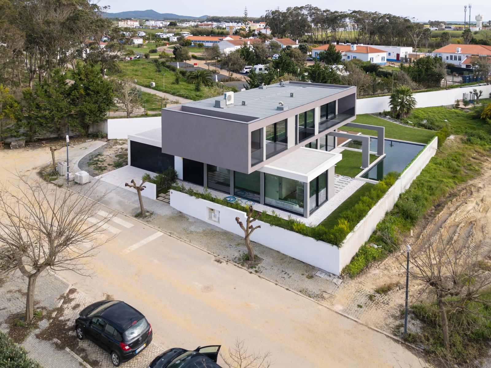 3 Bedroom Villa/Townhouse's Image 9