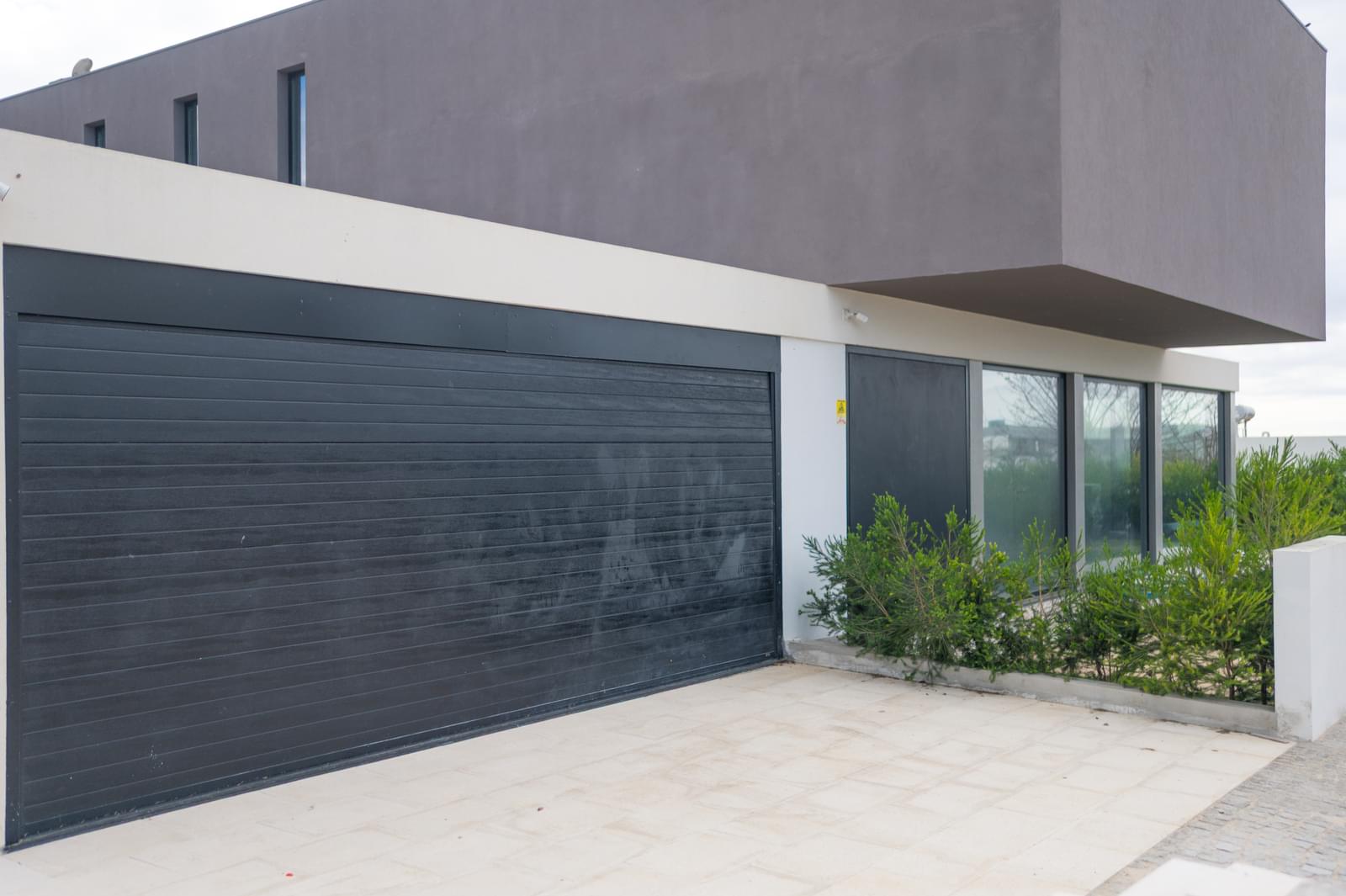 3 Bedroom Villa/Townhouse's Image 10