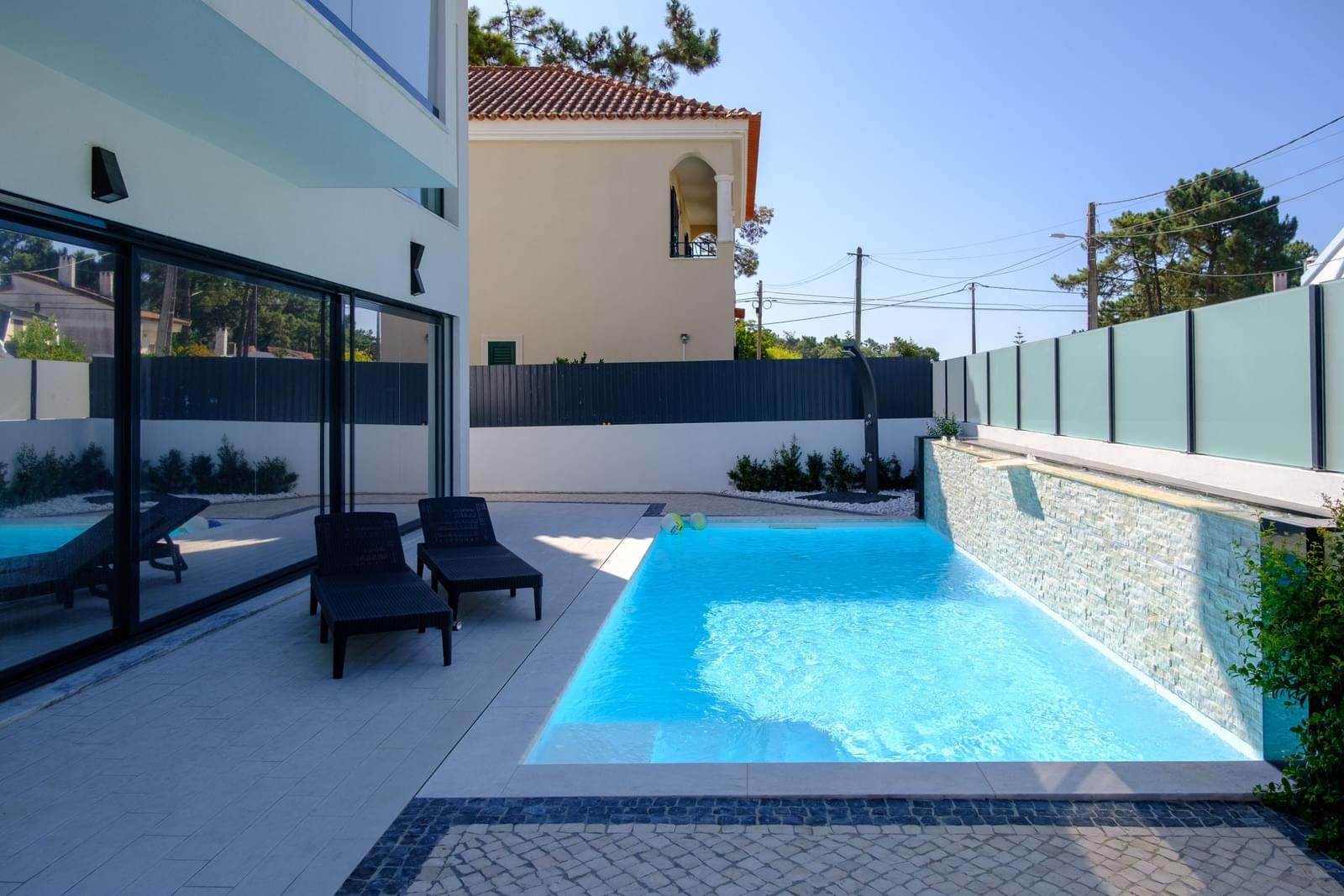 Moradia Isolada T4 com piscina, Aroeira, Almada - Imagem 6