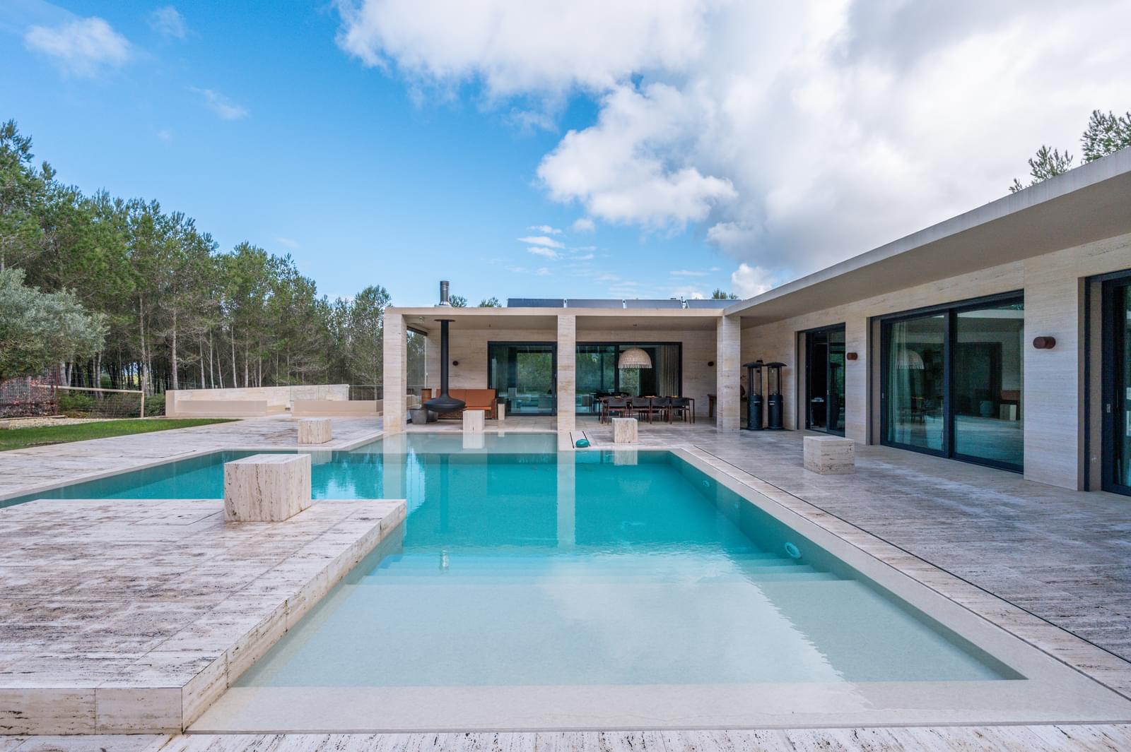 Moradia T4 + 1 com piscina, Guincho, Cascais - Imagem 7