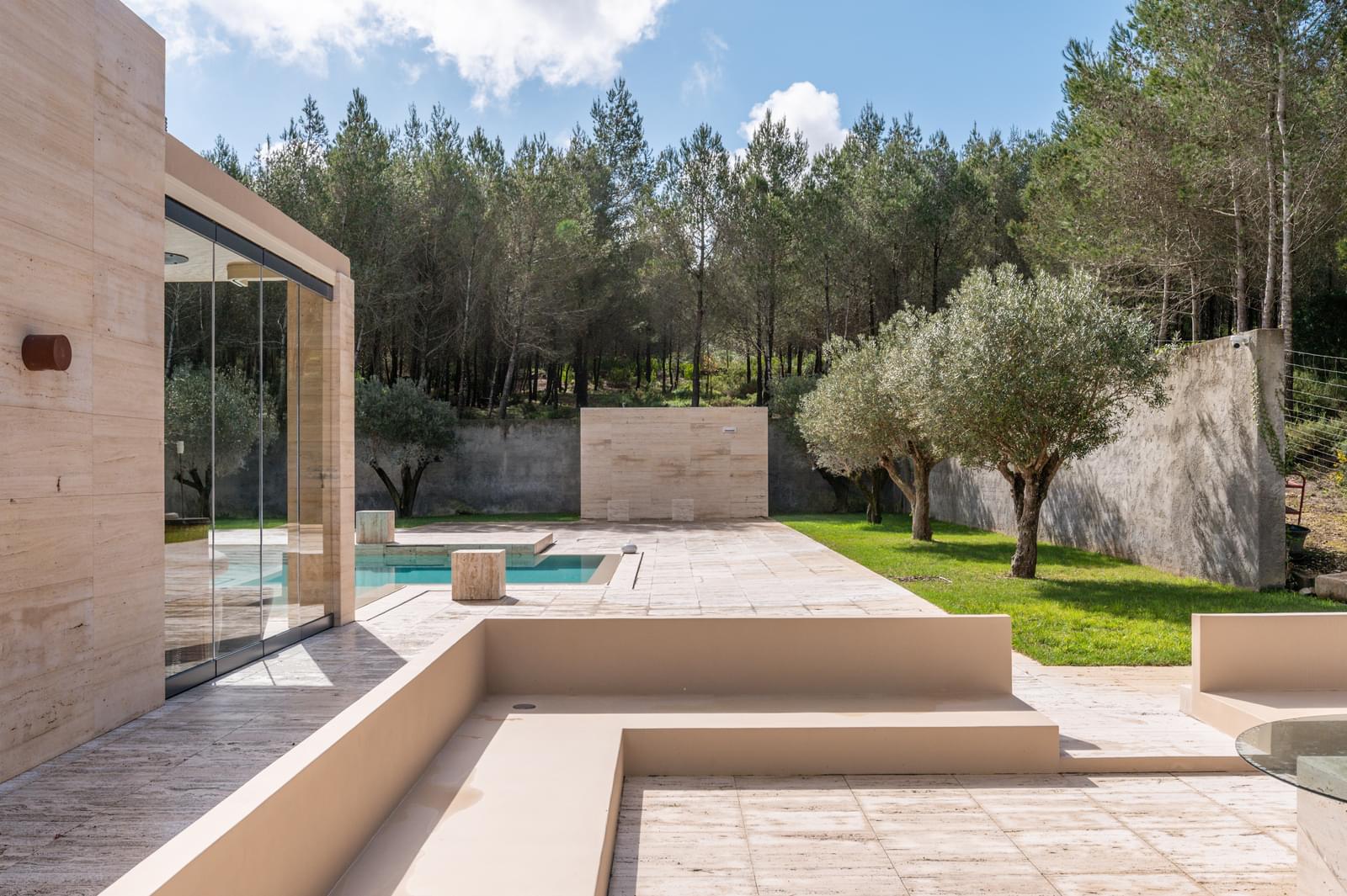 Moradia T4 + 1 com piscina, Guincho, Cascais - Imagem 10