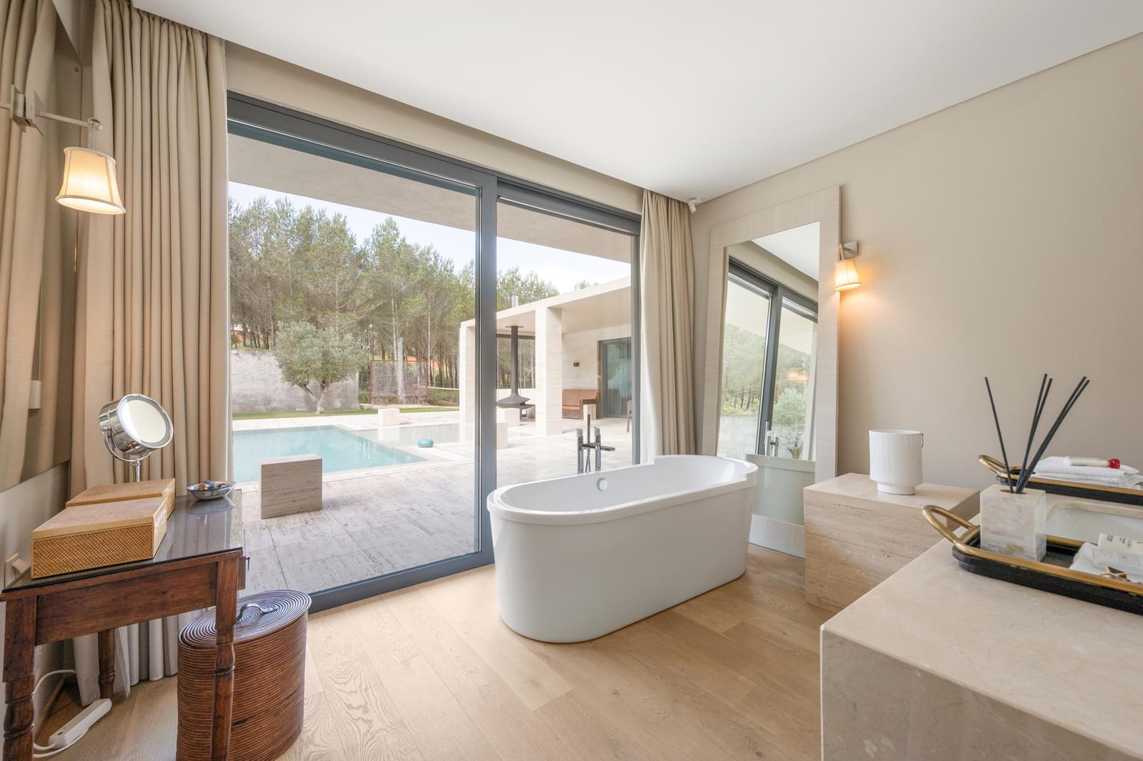 Moradia T4 + 1 com piscina, Guincho, Cascais - Imagem 28