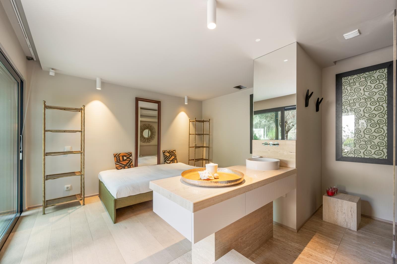 Moradia T4 + 1 com piscina, Guincho, Cascais - Imagem 31