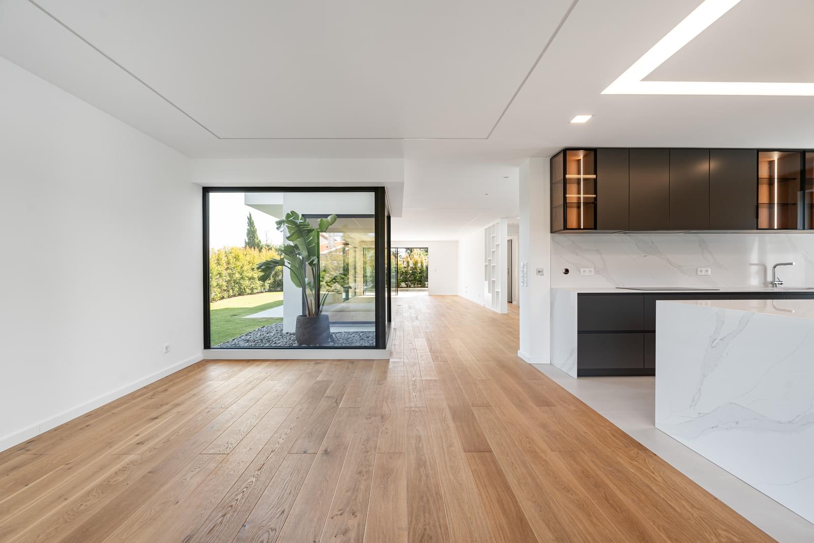 Moradia T5 + 2 com piscina, Birre, Cascais - Imagem 1