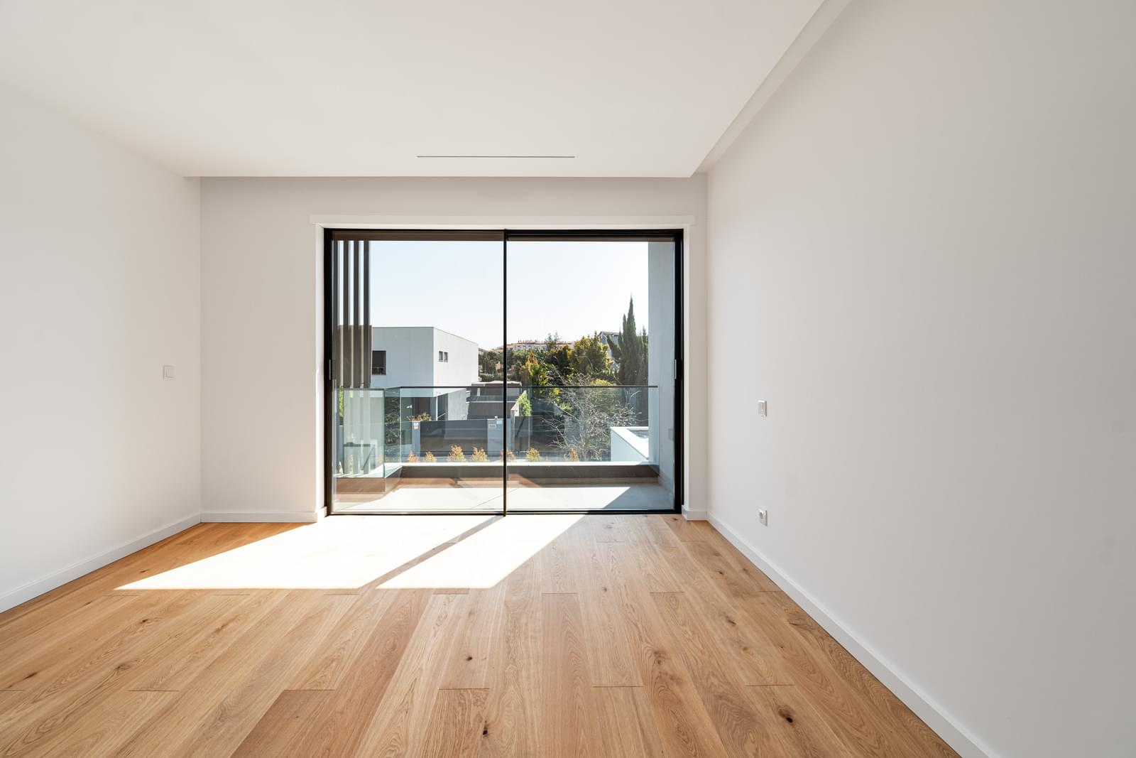 Moradia T5 + 2 com piscina, Birre, Cascais - Imagem 25