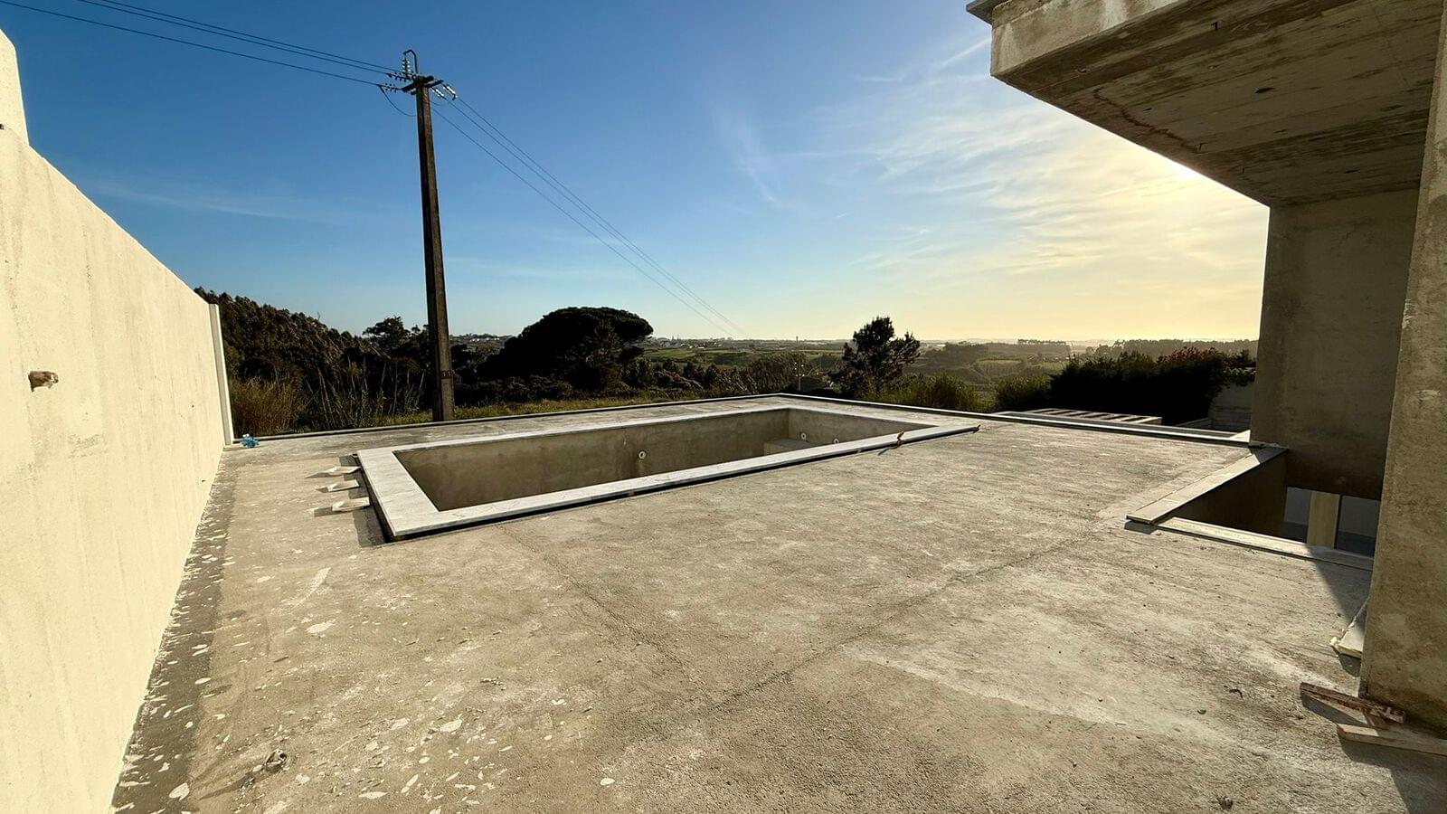 4 Bedroom Villa/Townhouse's Image 6