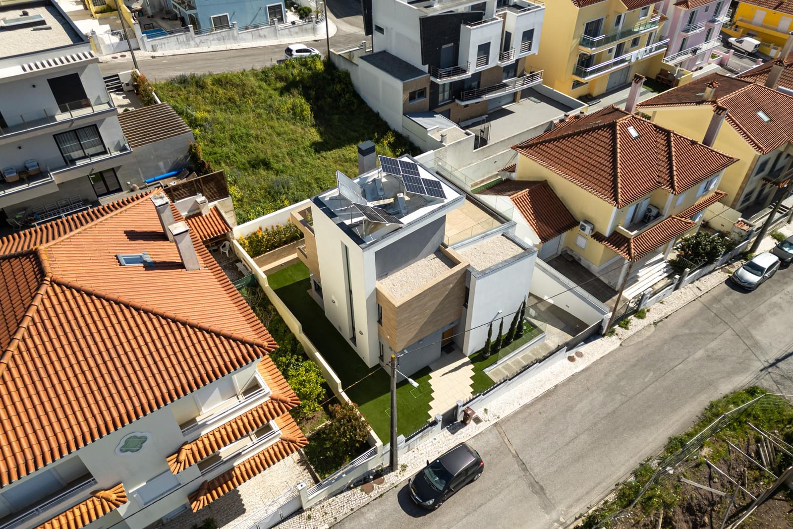 Moradia T4 com estacionamento, Famões, Odivelas - Imagem 33