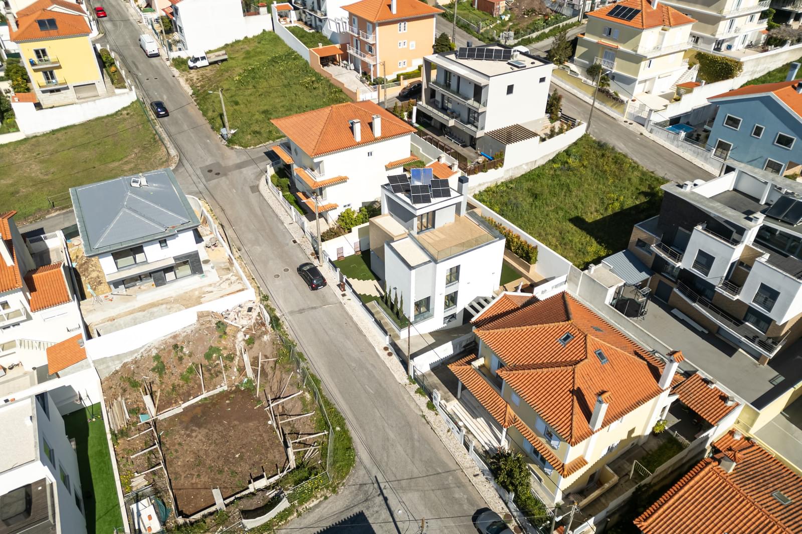 Moradia T4 com estacionamento, Famões, Odivelas - Imagem 38