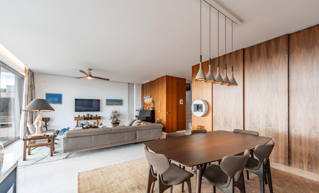 Villa contemporaine de luxe 3 chambres, avec vue mer époustouflante et qualité d’exception, à Oeiras