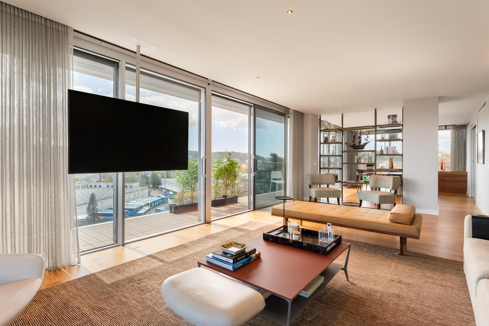 Apartamento T4 com estacionamento, Sete Rios, Lisboa - Imagem 7
