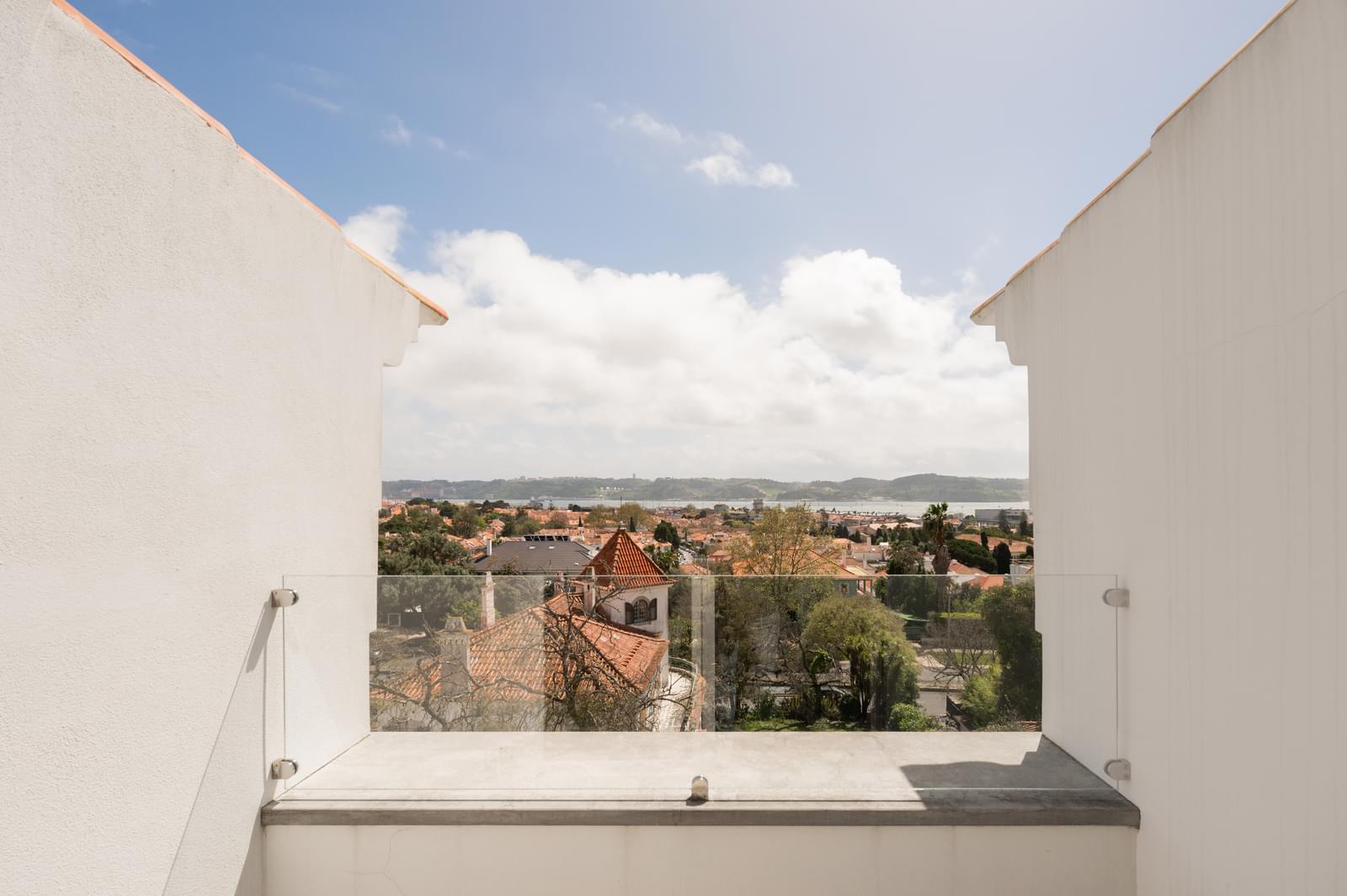 Moradia T7 com piscina, Restelo, Lisboa - Imagem 34