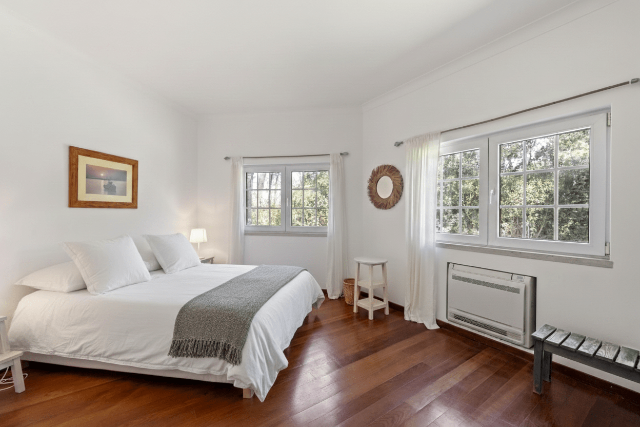 8 Bedroom Villa/Townhouse's Image 16