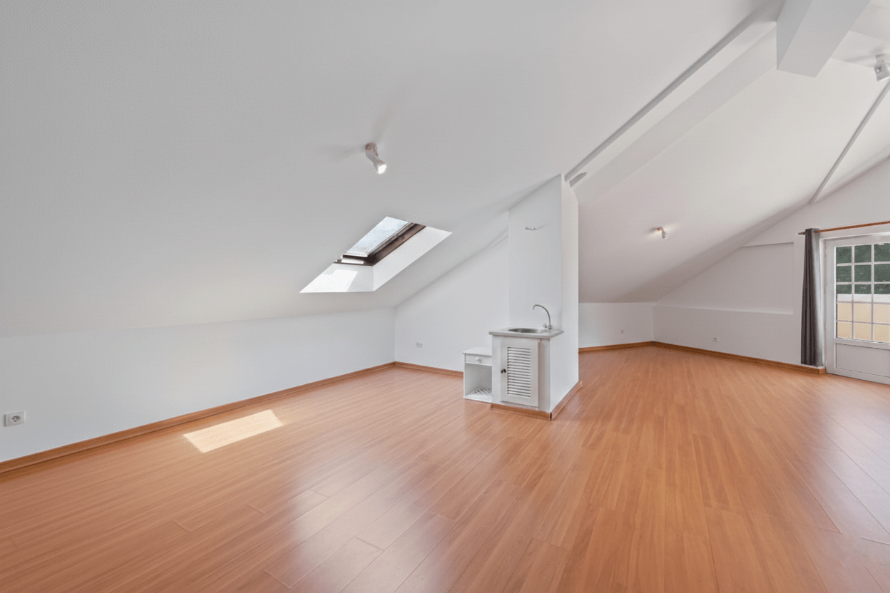 8 Bedroom Villa/Townhouse's Image 26