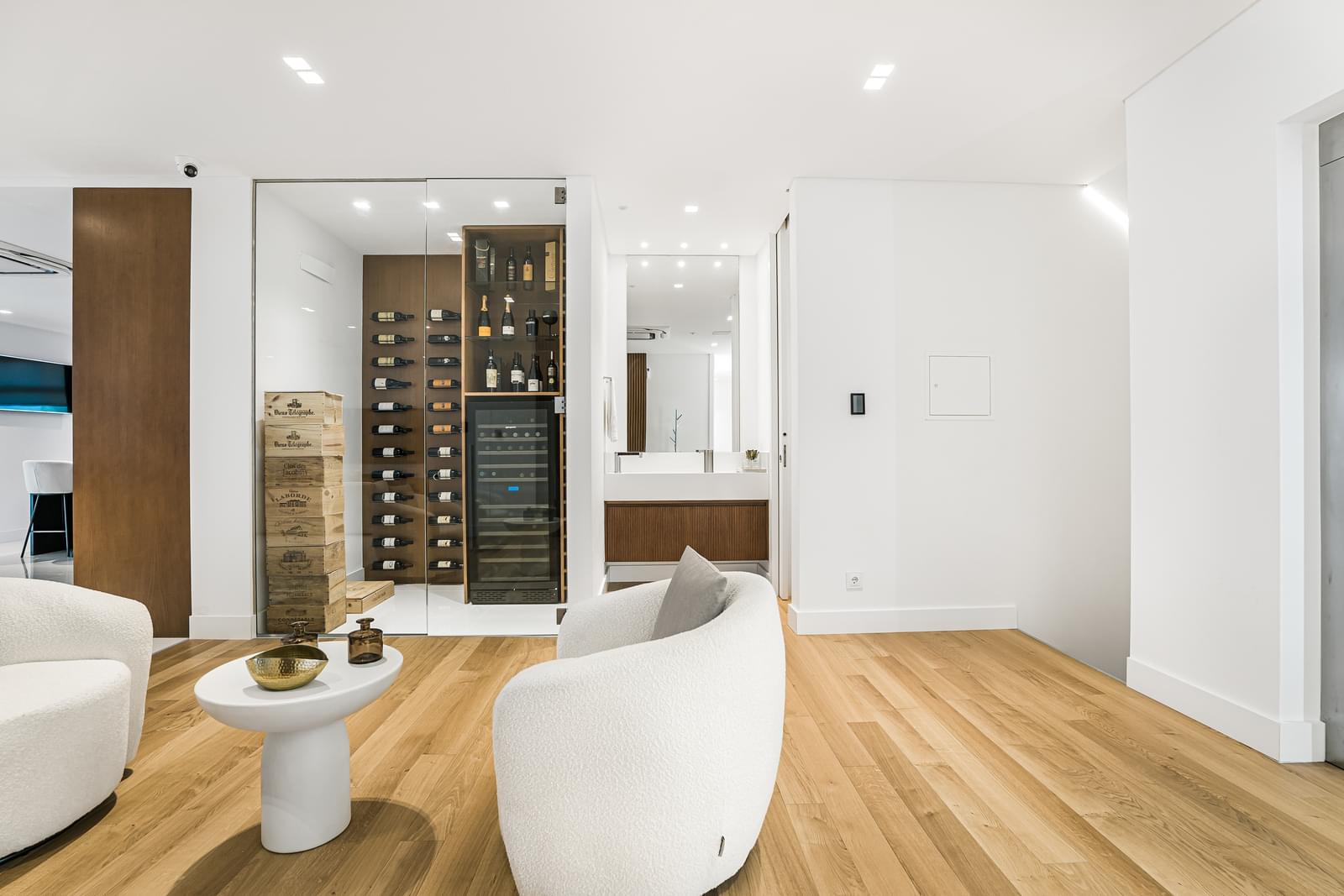 6 Bedroom Villa/Townhouse's Image 9