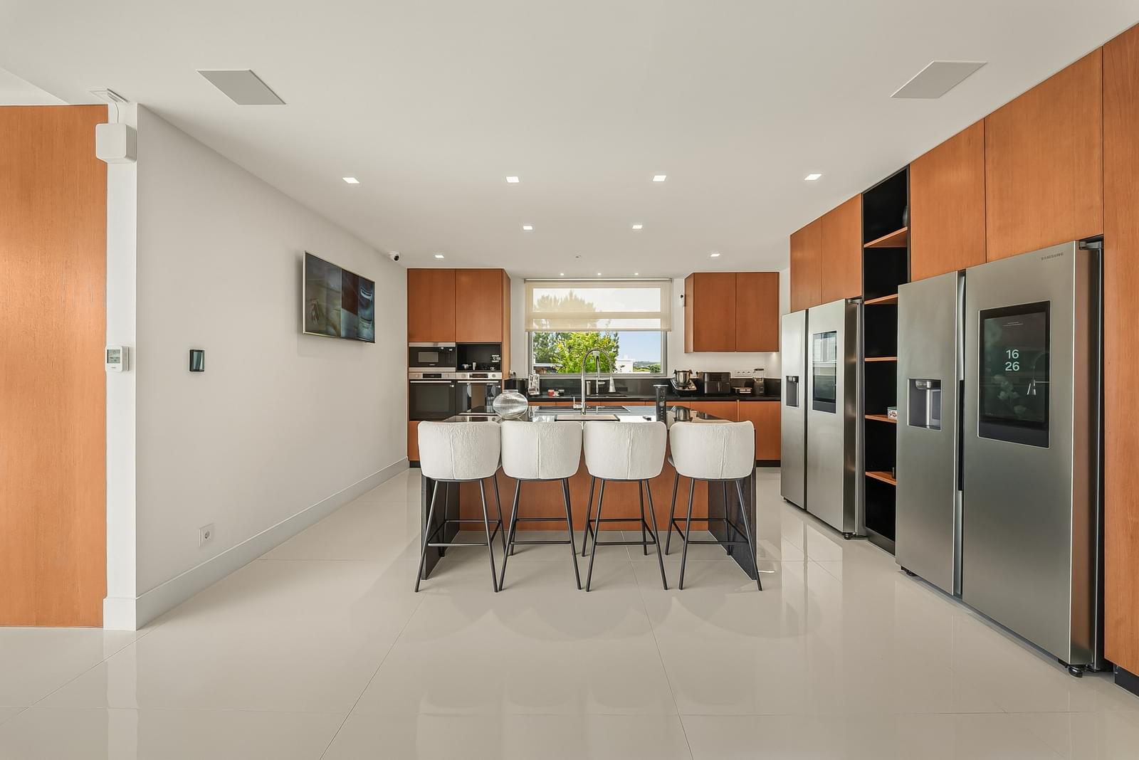 6 Bedroom Villa/Townhouse's Image 21