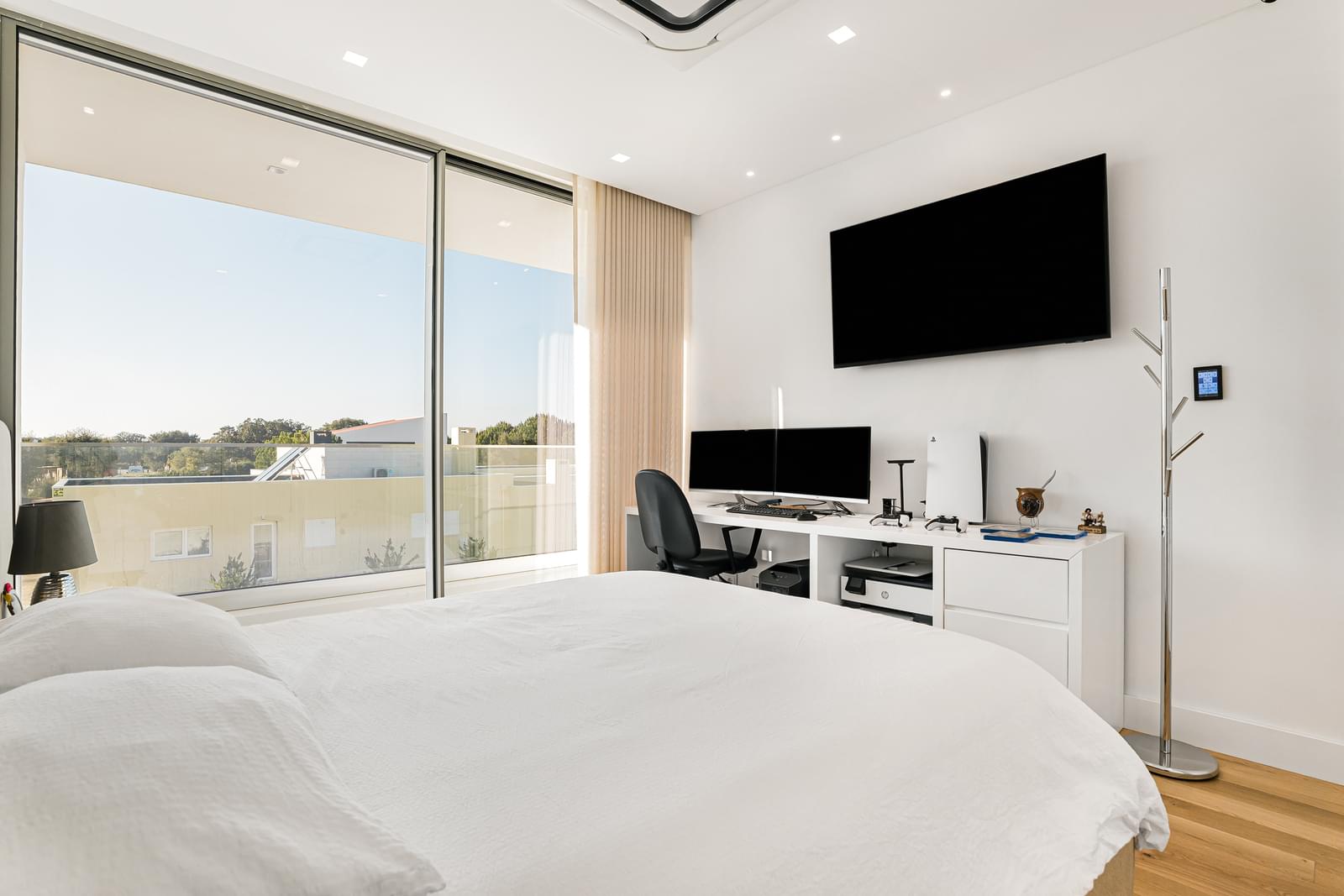 6 Bedroom Villa/Townhouse's Image 39
