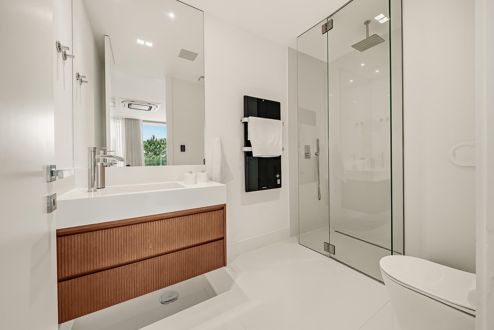 6 Bedroom Villa/Townhouse's Image 49