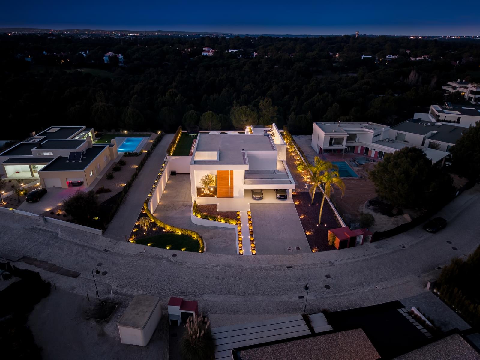 6 Bedroom Villa/Townhouse's Image 79