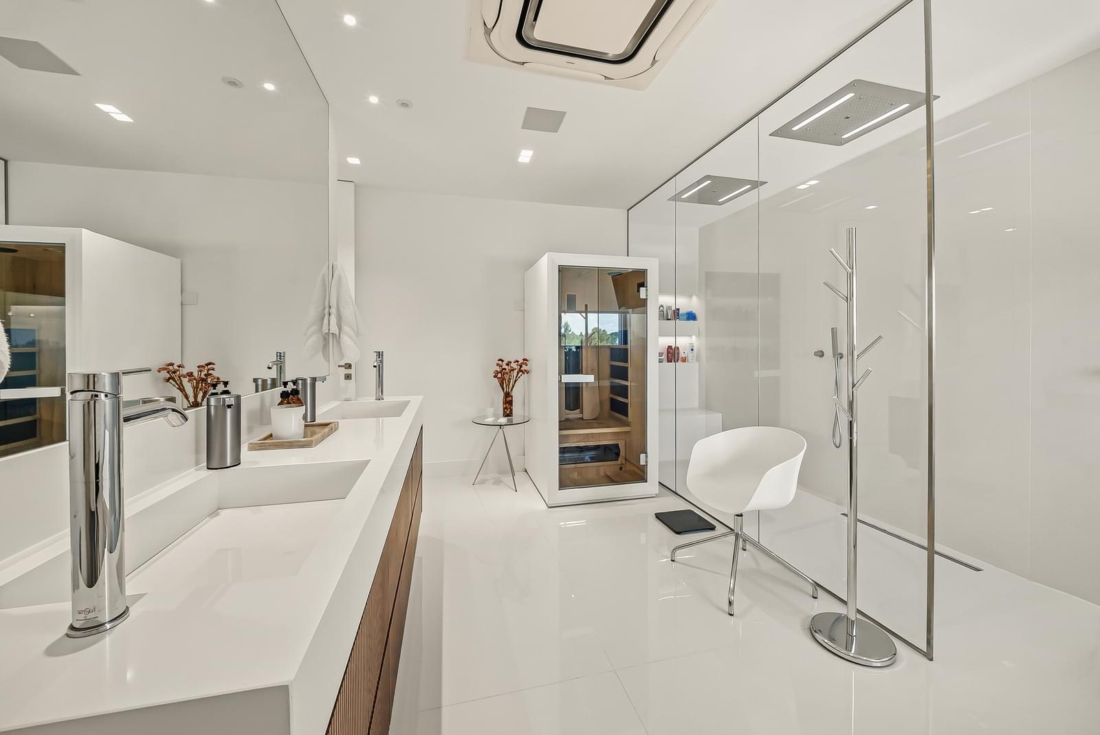 6 Bedroom Villa/Townhouse's Image 60