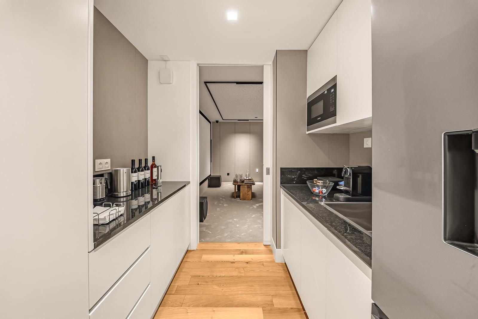 6 Bedroom Villa/Townhouse's Image 72