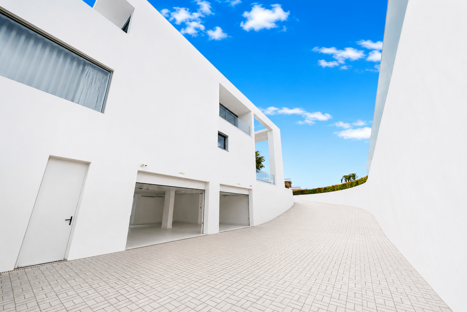 6 Bedroom Villa/Townhouse's Image 77