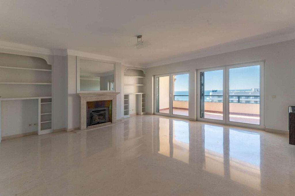 3 Bedroom Apartment with garden, Gandarinha, Cascais 2836744908