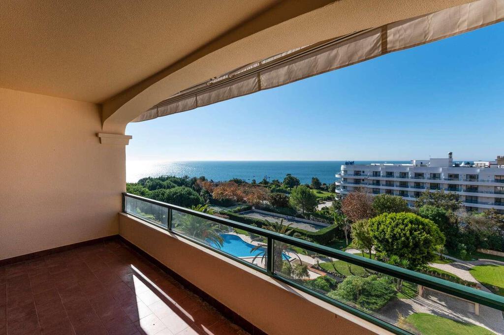 3 Bedroom Apartment with garden, Gandarinha, Cascais 1480493700