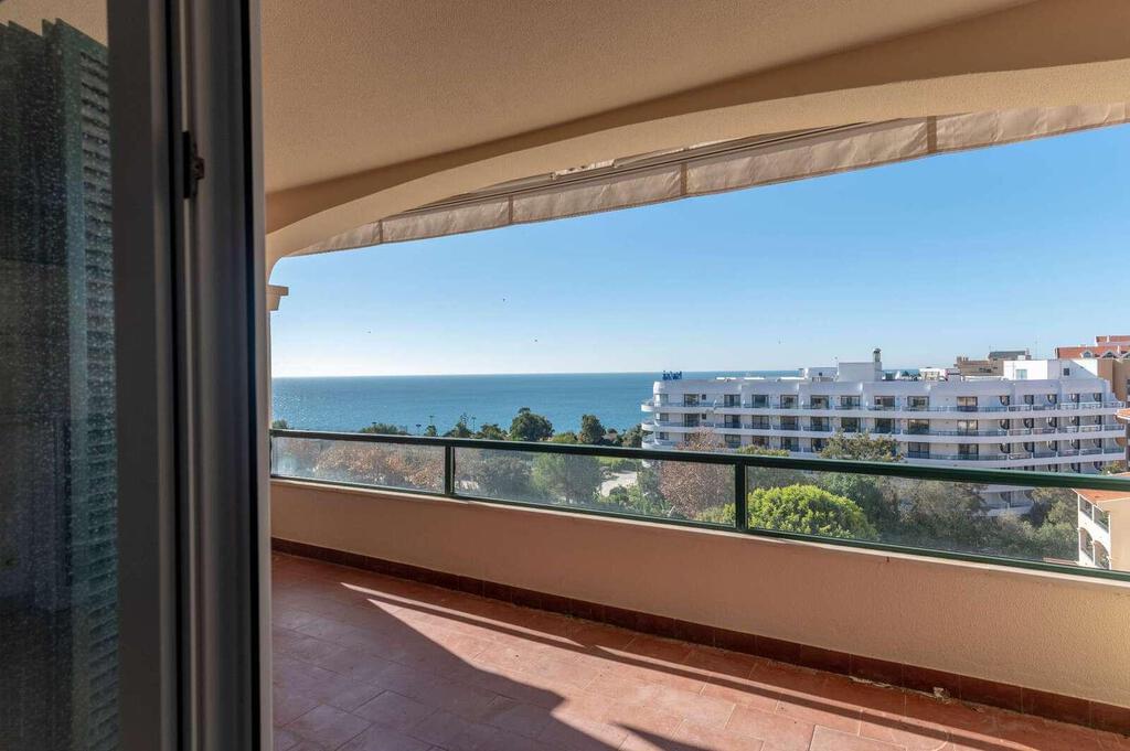 3 Bedroom Apartment with garden, Gandarinha, Cascais 1480493700