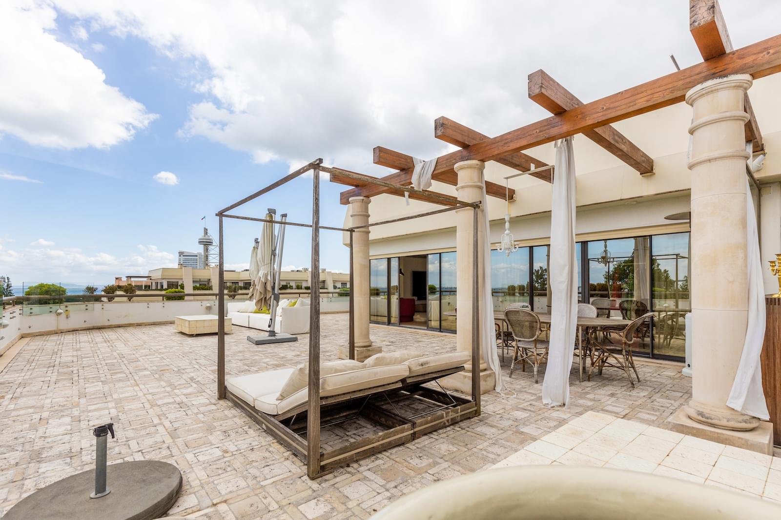 Penthouse T5 com piscina, Lisboa - Imagem 20