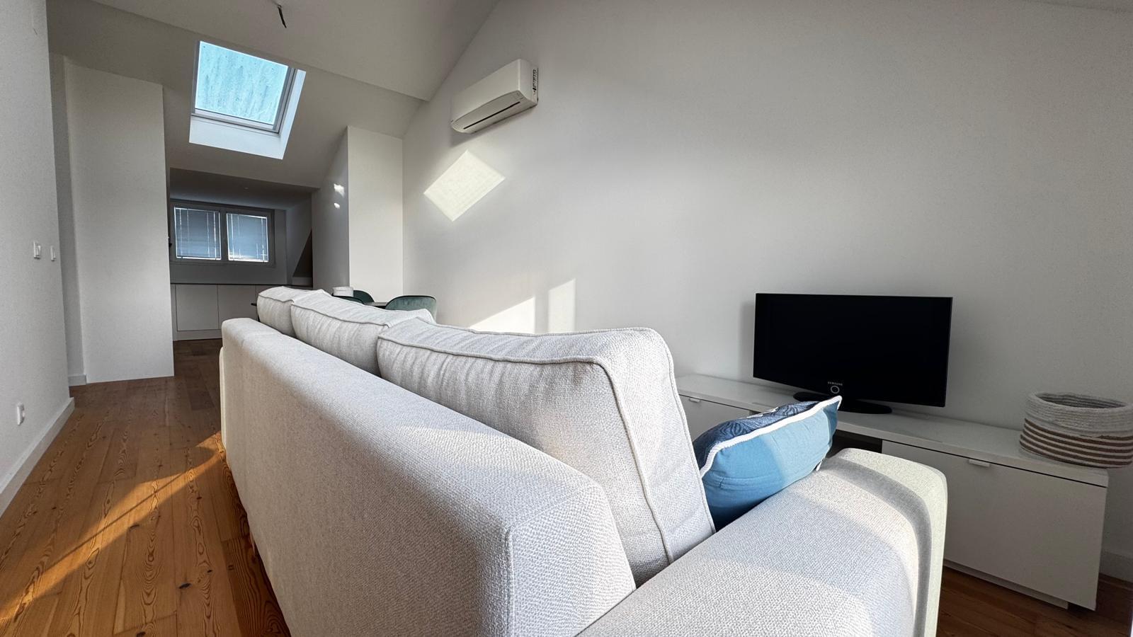 Apartamento T1 com vista, Lapa, Lisboa - Imagem 3