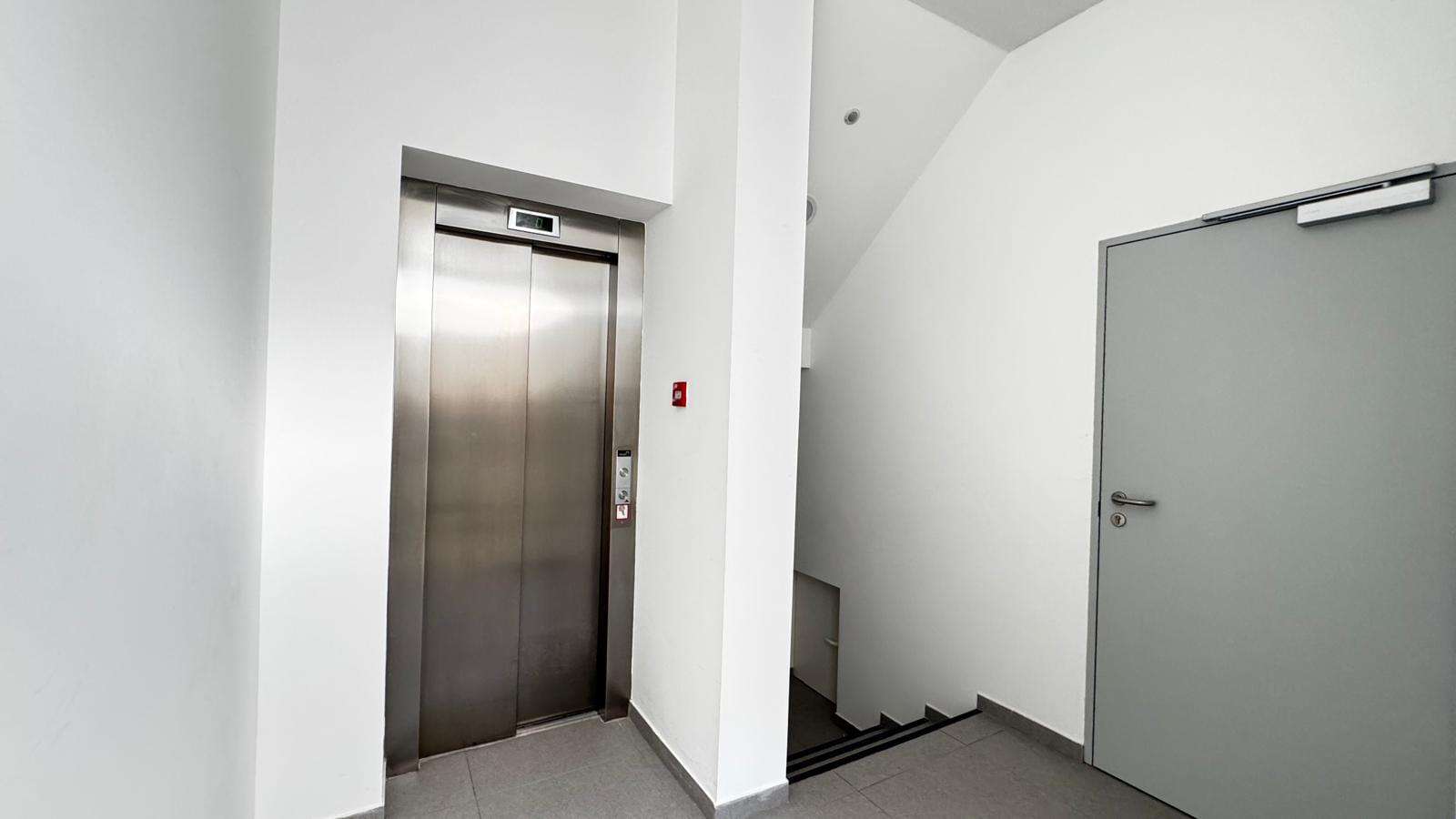 Apartamento T1 com vista, Lapa, Lisboa - Imagem 30