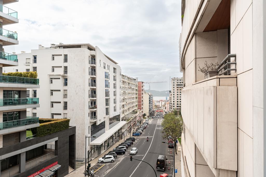 3 Bedroom Apartment with a view, Infante Santo (Prazeres), Lisboa 2222068037