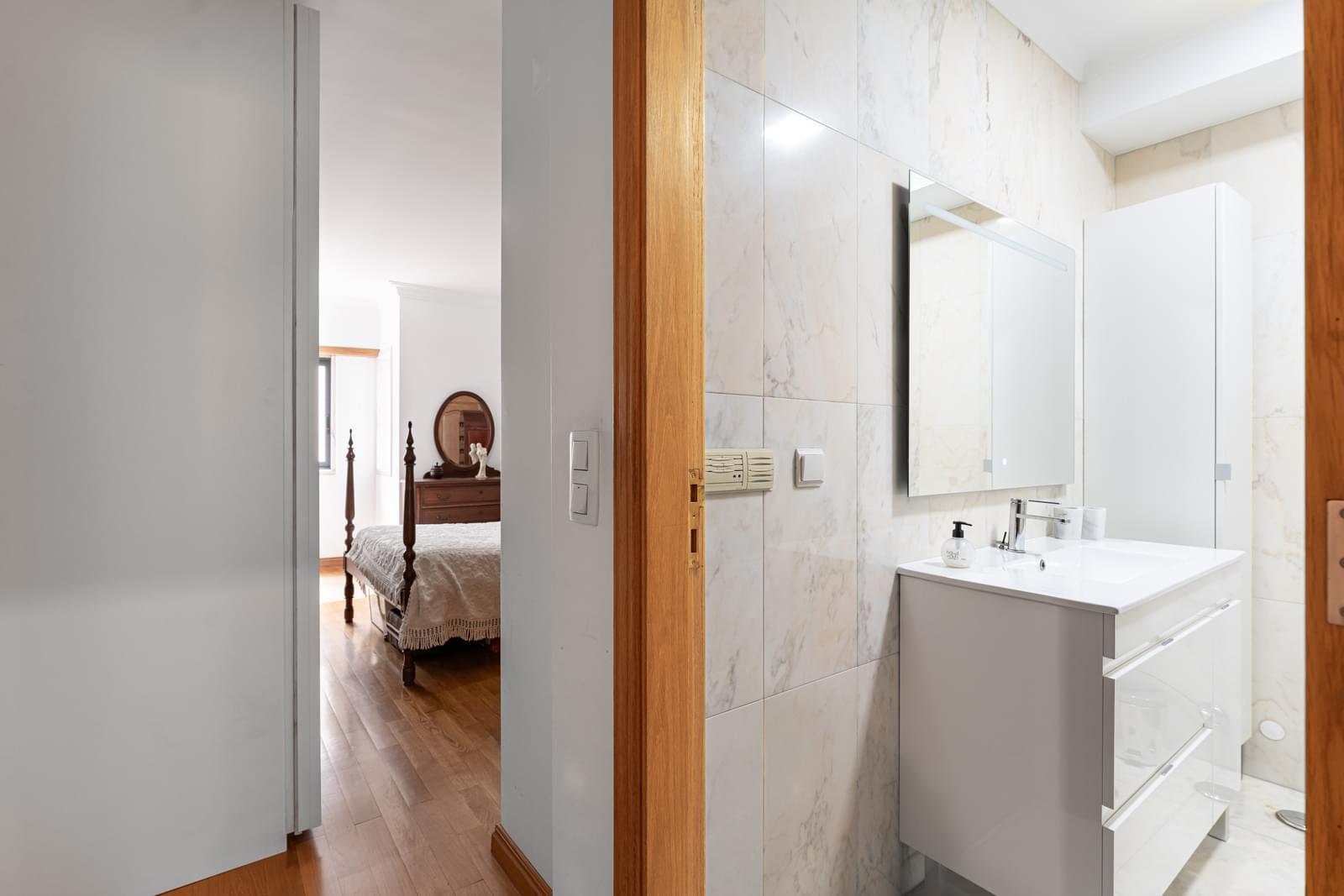 Apartamento T3 com vista, Infante Santo (Prazeres), Lisboa - Imagem 17