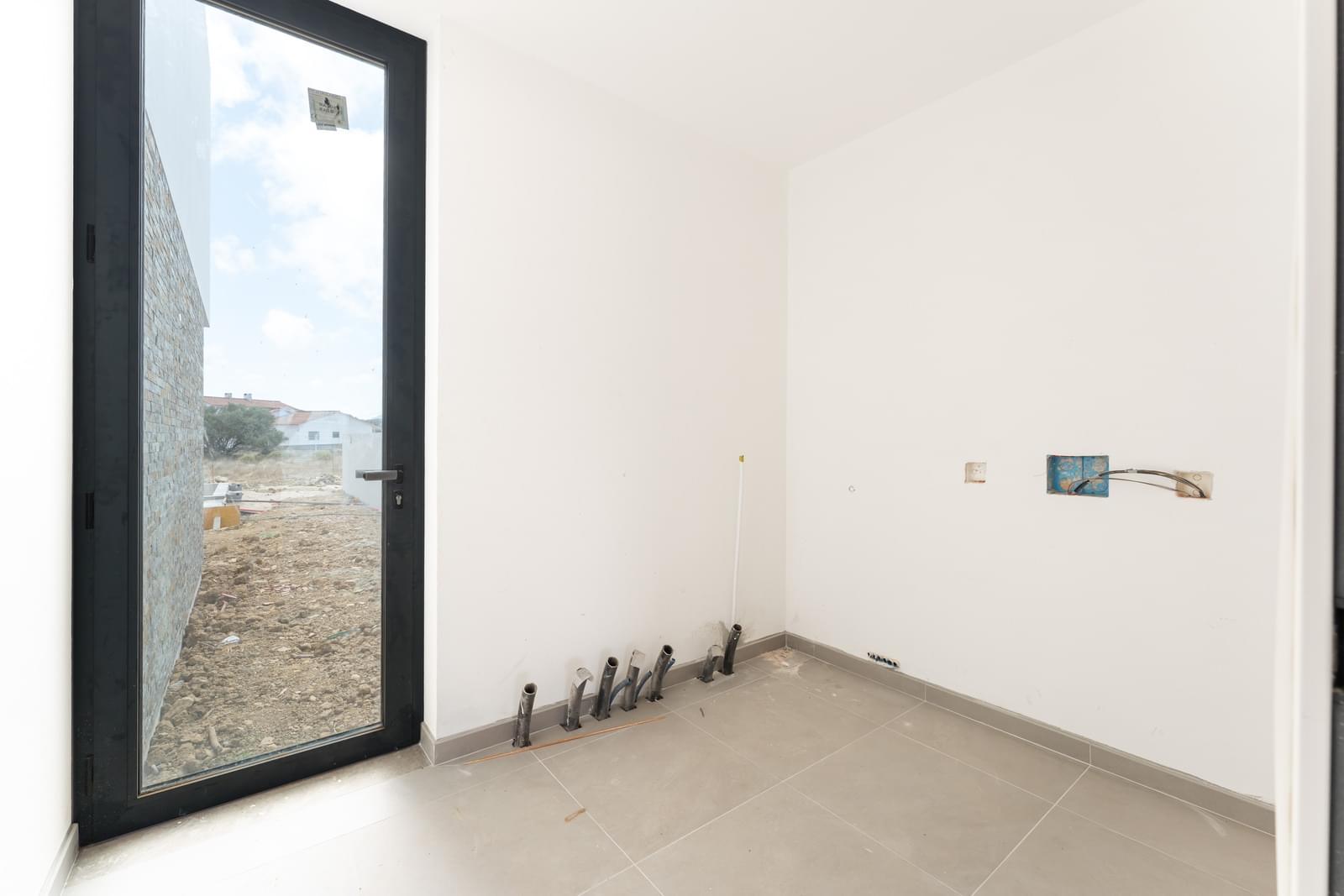 Moradia Geminada T4 com piscina, Fontanelas, Sintra - Imagem 27