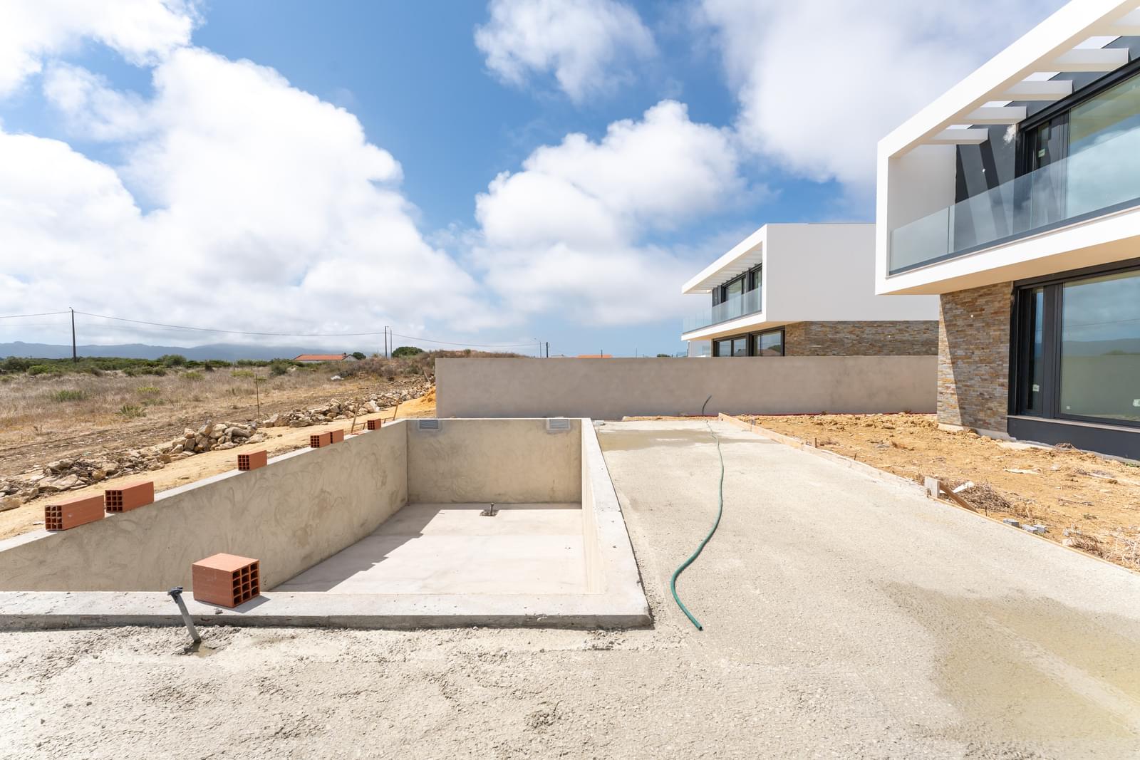 Moradia Geminada T4 com piscina, Fontanelas, Sintra - Imagem 11