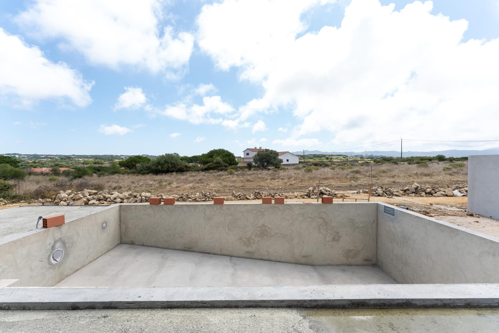 Moradia Geminada T4 com piscina, Fontanelas, Sintra - Imagem 13
