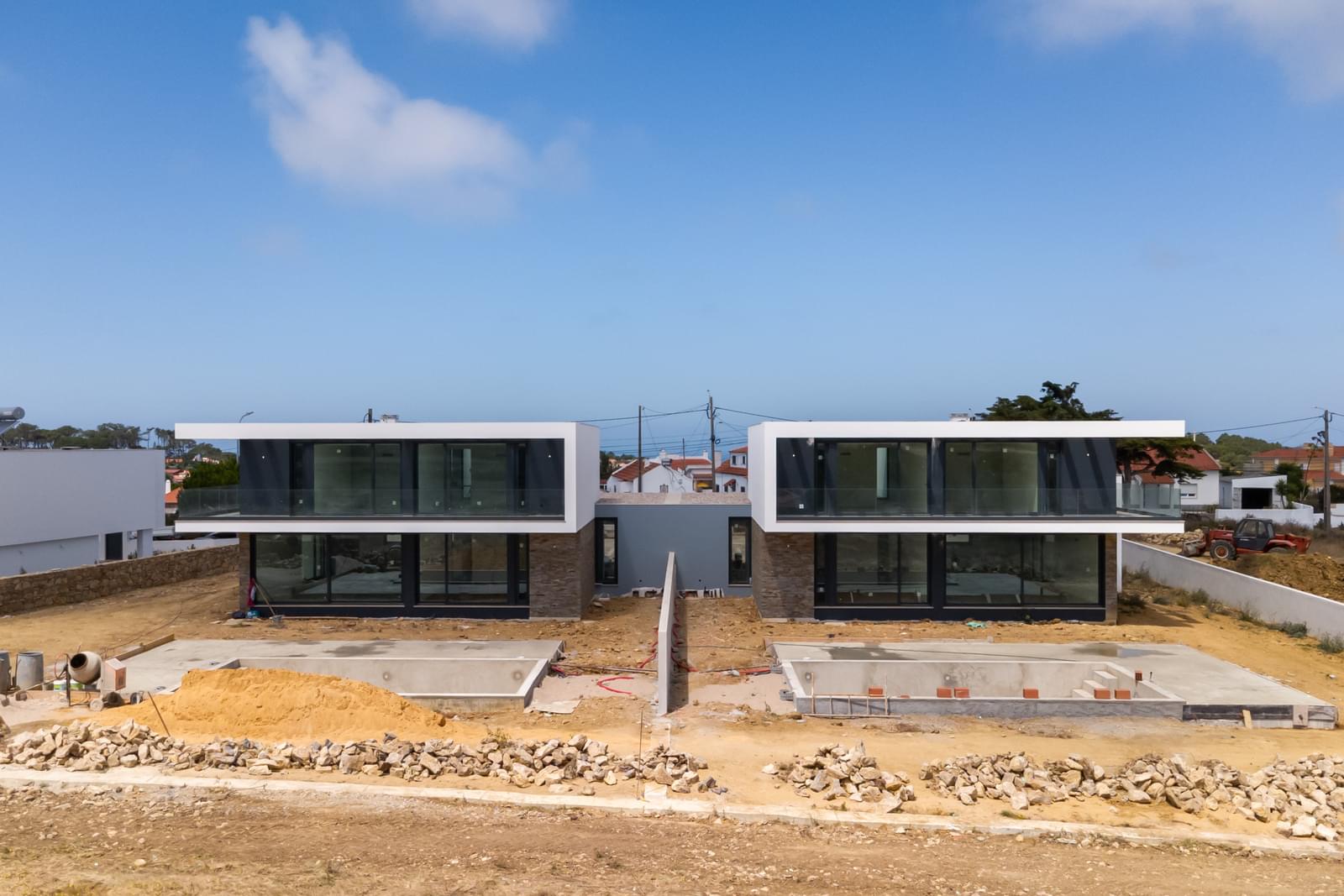 Moradia Geminada T4 com piscina, Fontanelas, Sintra - Imagem 1