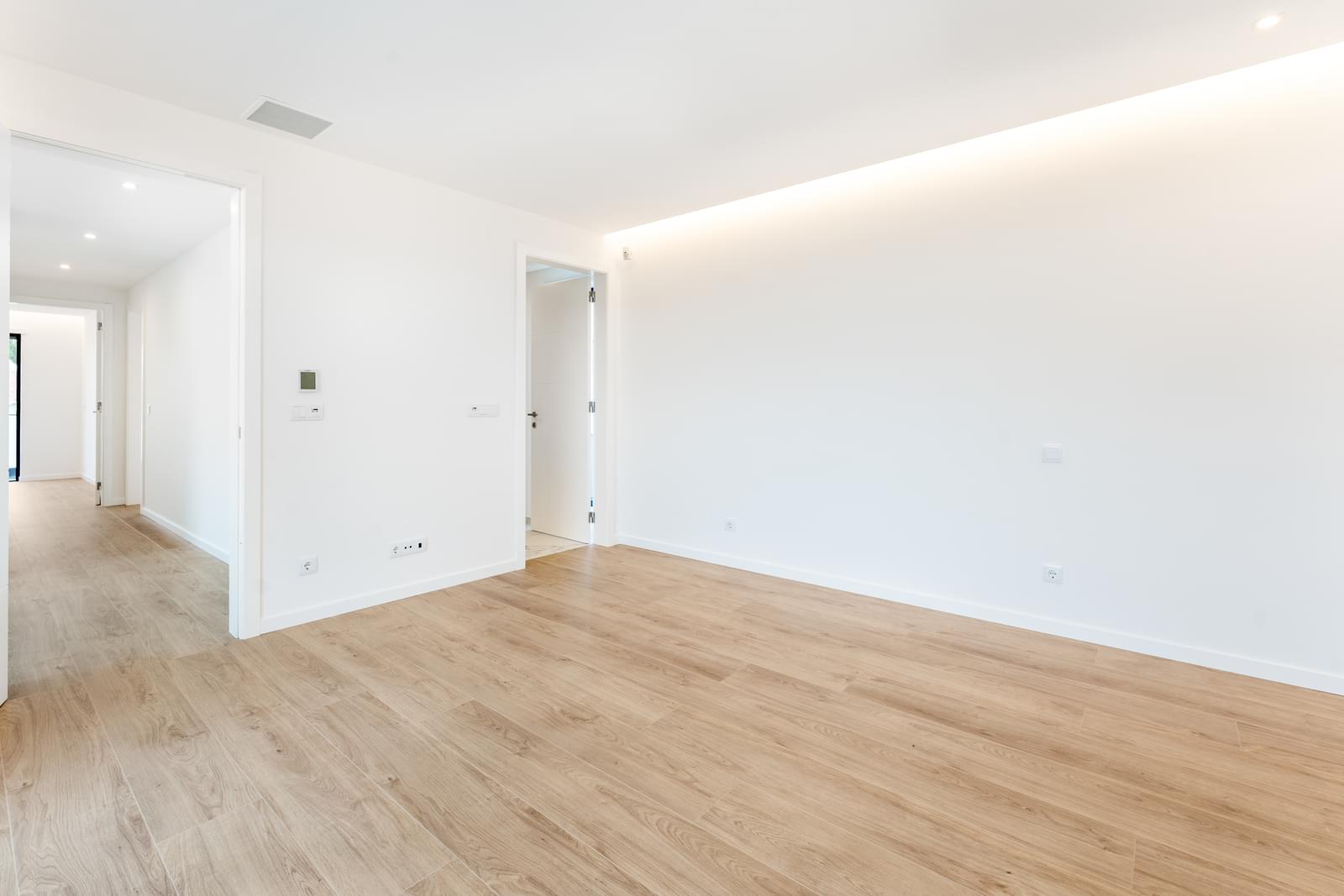 Moradia Isolada T4 + 2 com piscina, Aldeia de Juzo, Cascais - Imagem 17