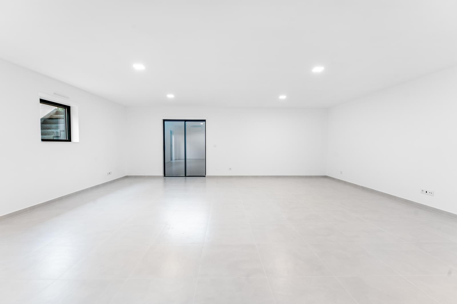 Moradia Isolada T4 + 2 com piscina, Aldeia de Juzo, Cascais - Imagem 29