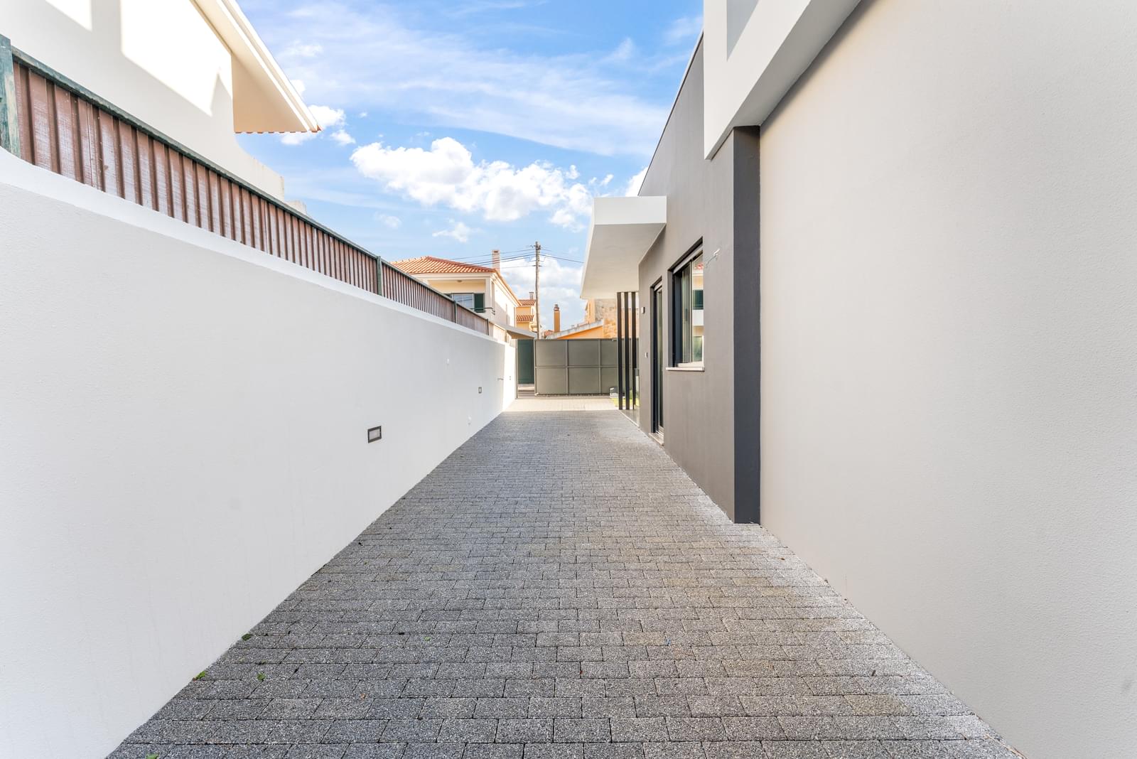 Moradia Isolada T4 + 2 com piscina, Aldeia de Juzo, Cascais - Imagem 35