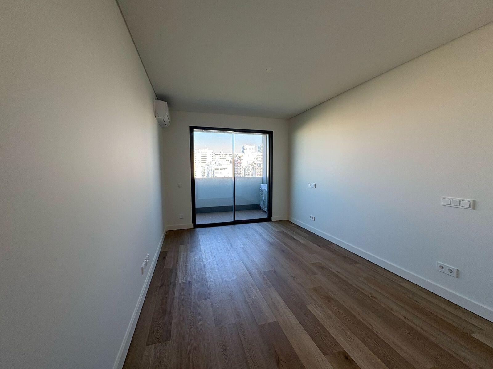 Apartamento T3 com piscina, Miraflores, Oeiras - Imagem 21