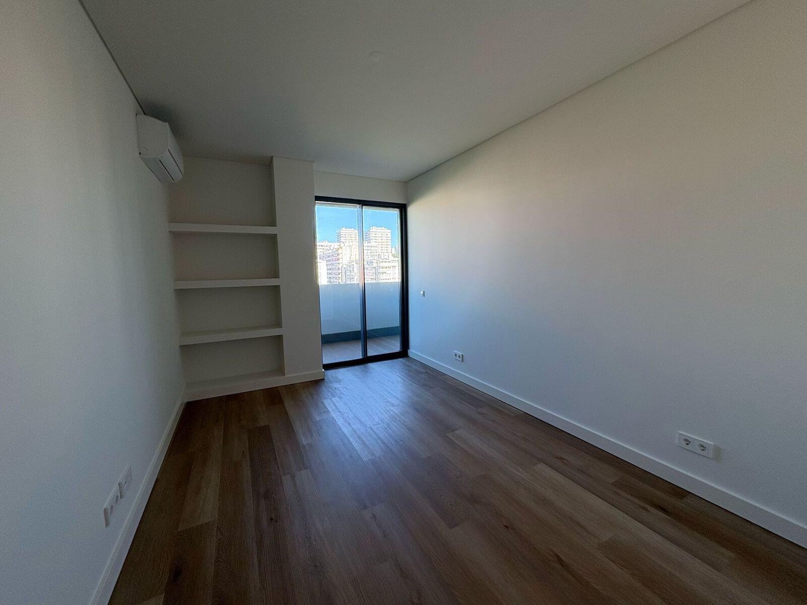 Apartamento T3 com piscina, Miraflores, Oeiras - Imagem 24