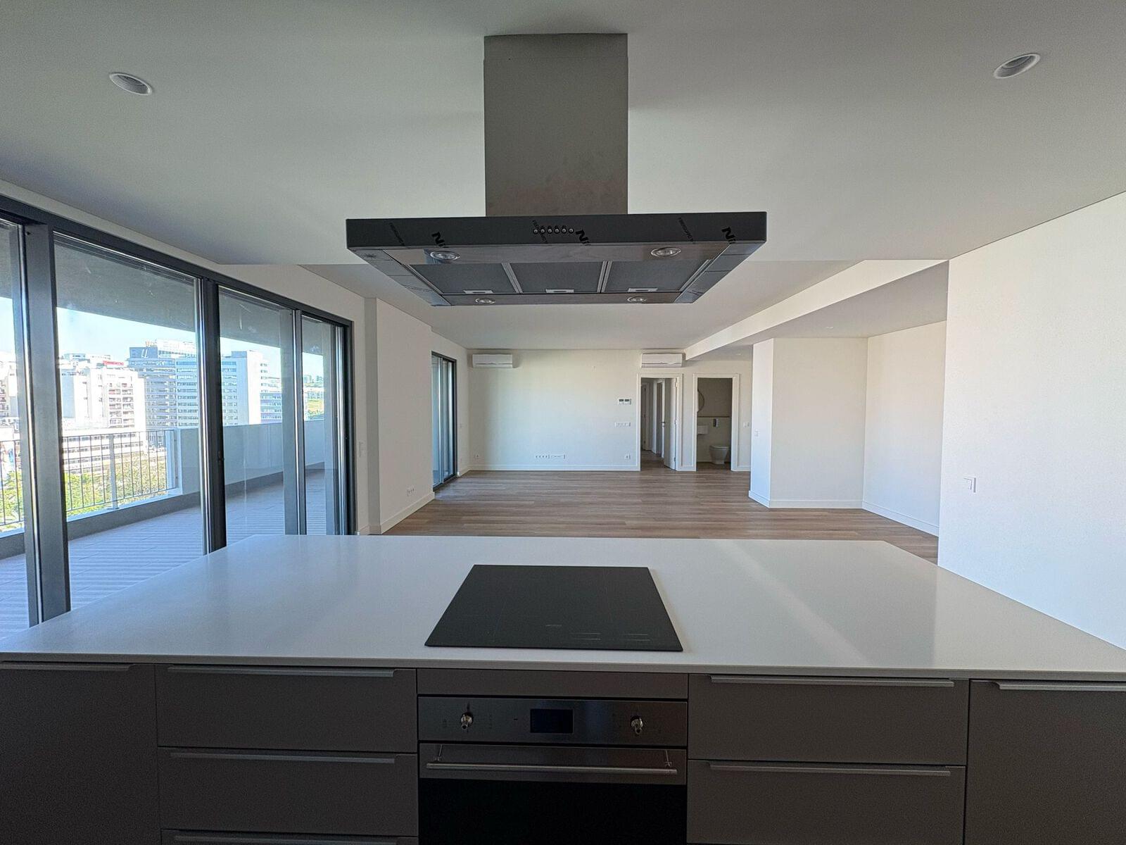 Apartamento T3 com piscina, Miraflores, Oeiras - Imagem 8