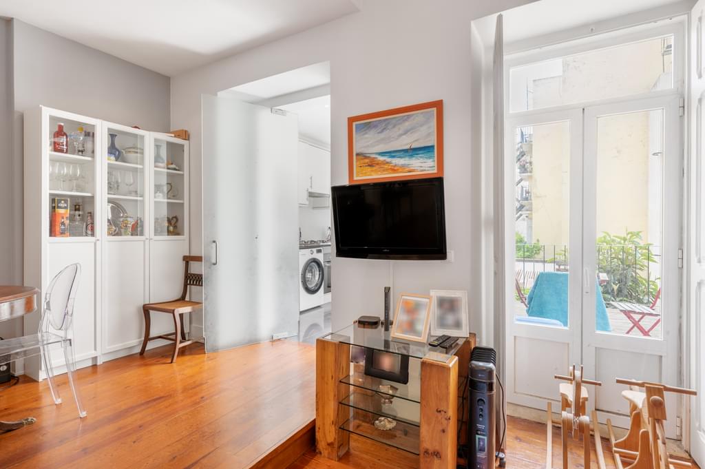 2 Bedroom Apartment with a terrace, Campo de Ourique, Lisboa 286989212