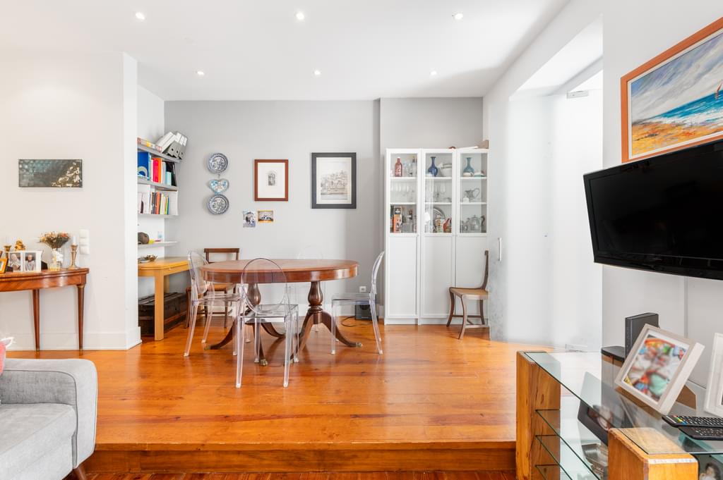 2 Bedroom Apartment with a terrace, Campo de Ourique, Lisboa 286989212
