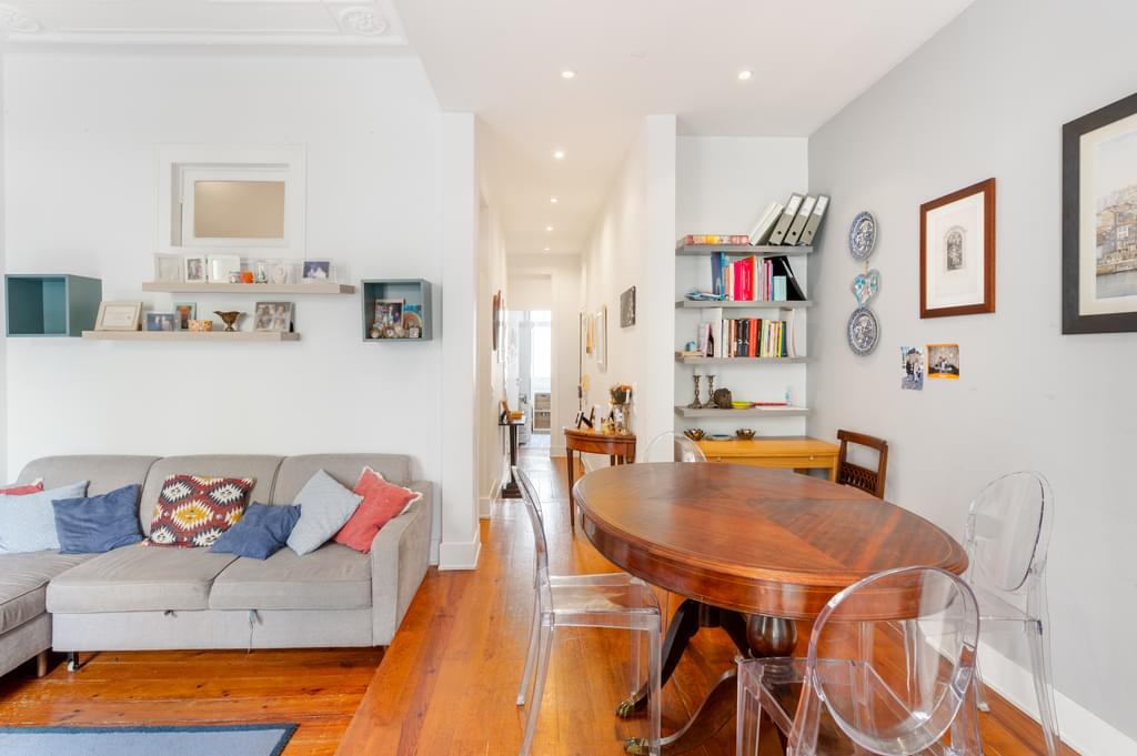 2 Bedroom Apartment with a terrace, Campo de Ourique, Lisboa 286989212